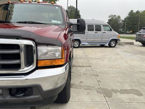 Used 2001 Ford F350 Lariat RWD image 5