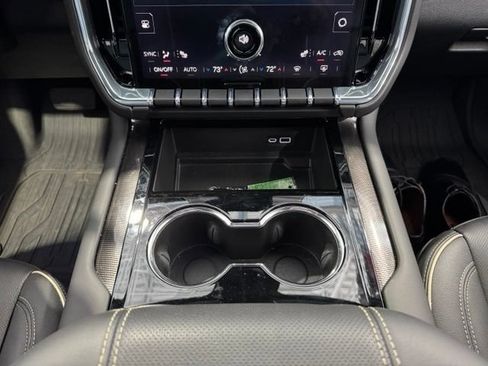 Used 2025 GMC Yukon Elevation w/ LPO, Floor Liner Package AWD/4WD image 22