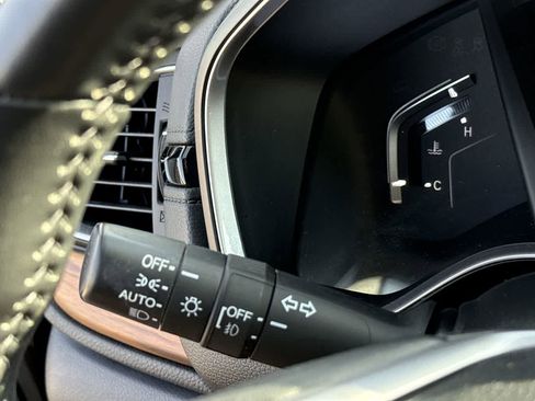 Used 2022 Honda CR-V Touring image 26