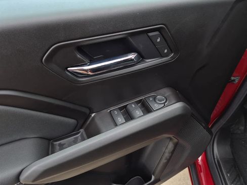 New 2026 GMC Canyon Elevation w/ Convenience Package image 9