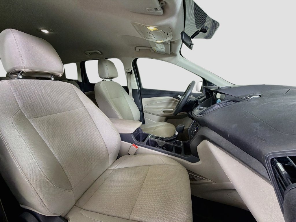 Used 2017 Ford Escape SE w/ Equipment Group 201A FWD image 28