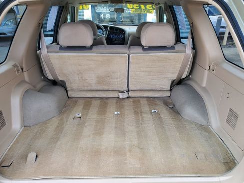 Used 2001 Nissan Pathfinder SE RWD image 28