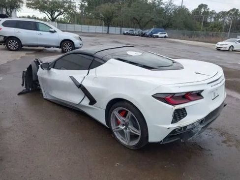 Used 2024 Chevrolet Corvette Stingray Coupe w/ 1LT RWD image 3