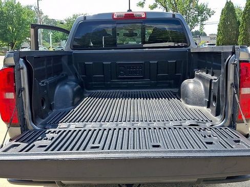 Used 2022 Chevrolet Colorado LT w/ LT Convenience Package RWD image 29