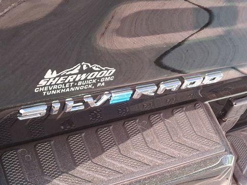 New 2025 Chevrolet Silverado EV RST image 25