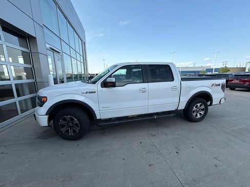 Used 2014 Ford F150 FX4 w/ Equipment Group 402A Luxury AWD/4WD image 6