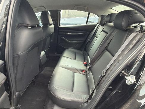 Used 2025 MAZDA MAZDA3 s FWD image 10
