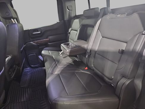 Used 2019 Chevrolet Silverado 1500 LT Trail Boss AWD/4WD image 17