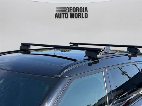 Used 2023 Land Rover Range Rover Velar R-Dynamic S image 9