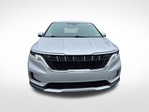 Used 2022 Kia Carnival LX FWD image 9