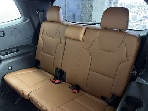 Certified 2023 Kia Telluride EX X-Line AWD/4WD image 13