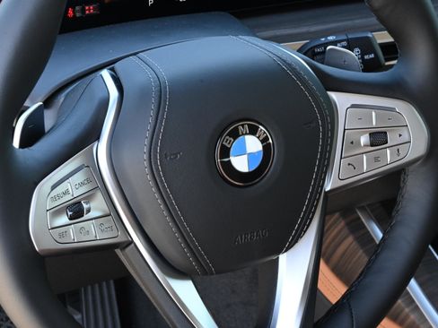 New 2026 BMW X7 xDrive40i w/ Executive Package AWD/4WD image 21