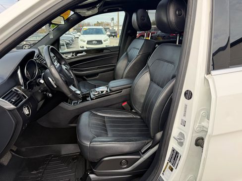 Used 2018 Mercedes-Benz GLS 450 4MATIC image 11