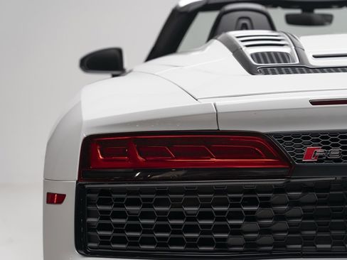 Used 2022 Audi R8 V10 image 49