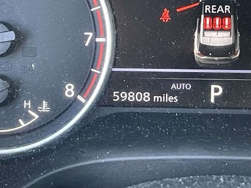 Used 2023 Nissan Rogue SV image 24