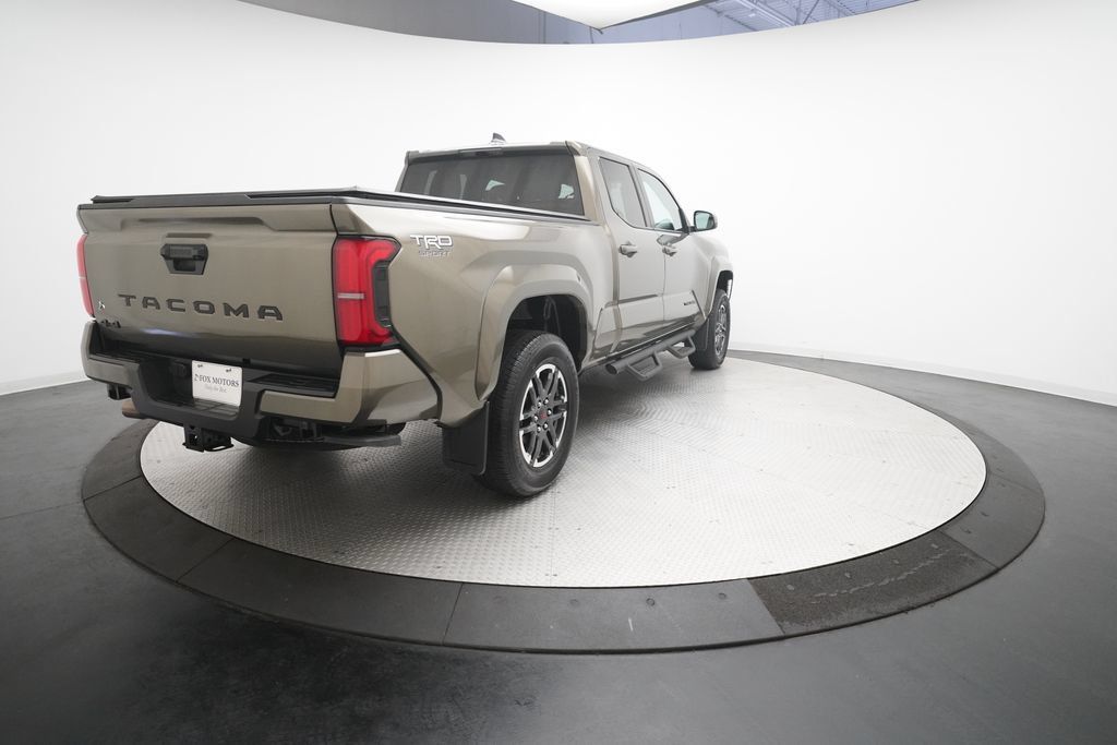 Used 2025 Toyota Tacoma TRD Sport AWD/4WD image 33