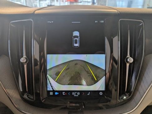 Used 2023 Volvo XC60 B5 Plus w/ Climate Package image 23