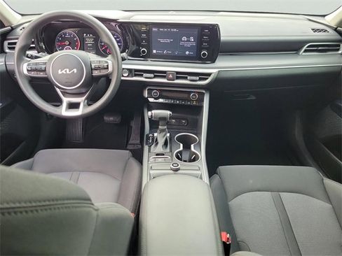 Used 2023 Kia K5 LXS image 11