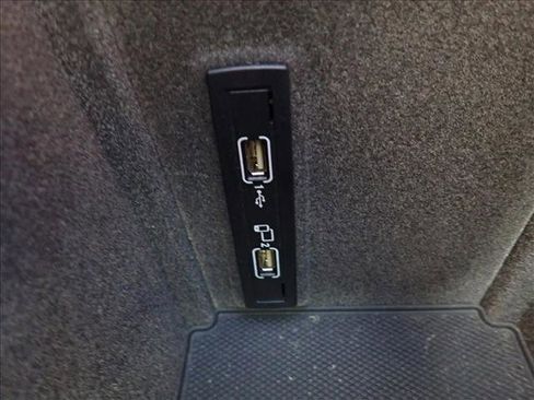 Used 2016 Mercedes-Benz GLE 350 image 23