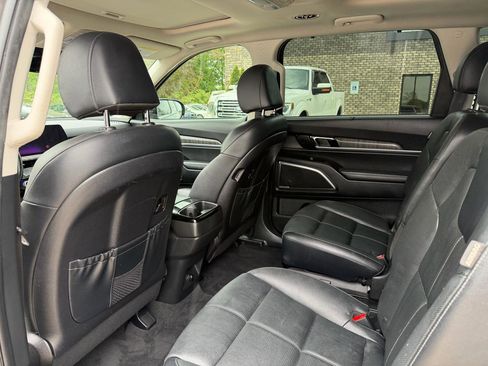 Used 2023 Kia Telluride SX image 13