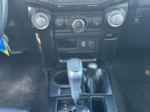 Used 2019 Toyota 4Runner TRD Off-Road Premium image 15