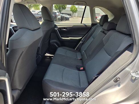 Used 2025 Toyota RAV4 XLE FWD image 10