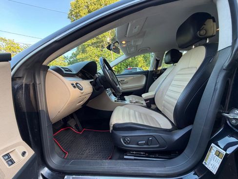 Used 2013 Volkswagen CC R-Line FWD image 18