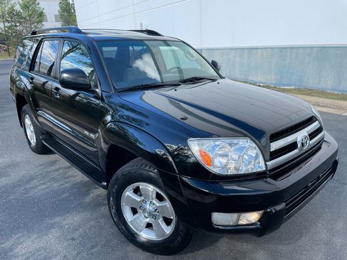 Used 2005 Toyota 4Runner SR5 image 1