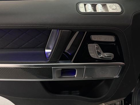 Used 2023 Mercedes-Benz G 550 image 11