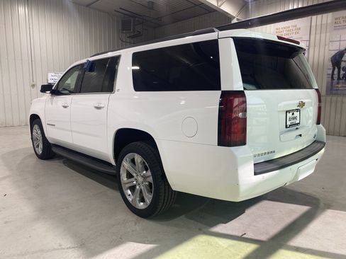 Used 2018 Chevrolet Suburban LT AWD/4WD image 5