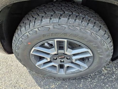 New 2026 GMC Terrain AT4 w/ Convenience Package III image 14