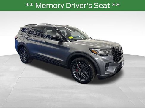 New 2026 Ford Explorer ST-Line w/ ST-Line Street Pack AWD/4WD image 7