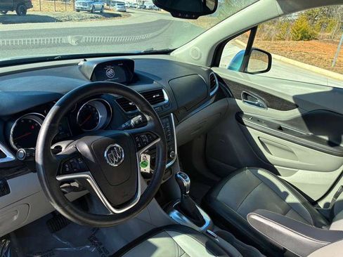 Used 2015 Buick Encore Premium image 11