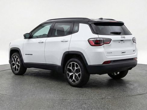 Used 2025 Jeep Compass Limited AWD/4WD image 6