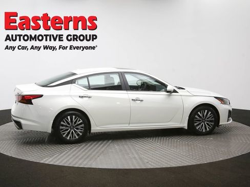 Used 2024 Nissan Altima 2.5 SV w/ SV Premium Package image 44