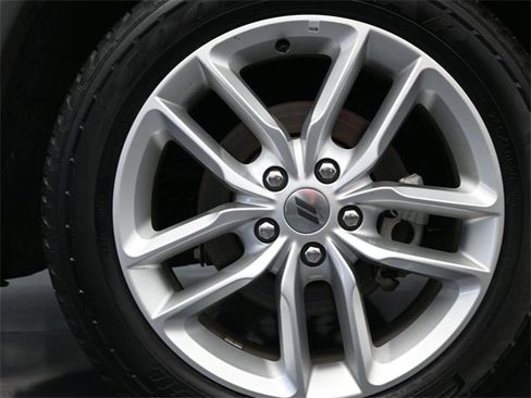 Used 2023 Dodge Durango GT image 9