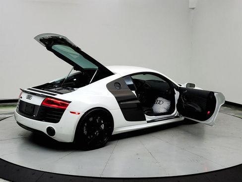 Used 2014 Audi R8 V10 image 11