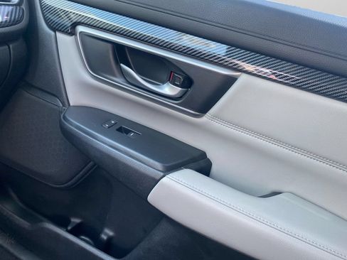 Used 2020 Honda CR-V Touring image 20