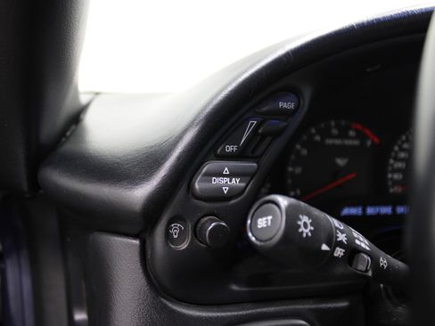 Used 2000 Chevrolet Corvette Hardtop w/ Memory Pkg image 9