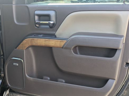 Used 2015 Chevrolet Silverado 1500 LTZ w/ LTZ Plus Package image 29