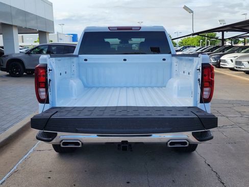 New 2026 GMC Sierra 1500 SLE w/ X31 Off-Road Package AWD/4WD image 46