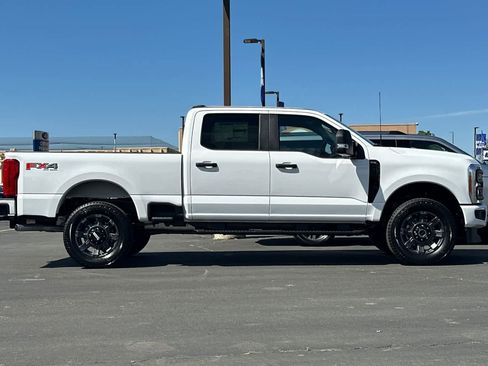New 2026 Ford F250 XL w/ STX Appearance Package AWD/4WD image 9