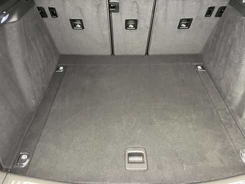 Certified 2025 Porsche Macan GTS image 20