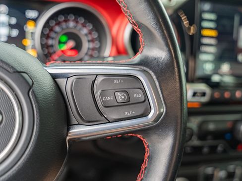 Used 2021 Jeep Gladiator Rubicon w/ Safety Group image 31