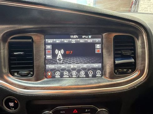 Used 2017 Dodge Charger R/T RWD image 19