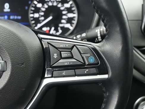 Used 2019 Nissan Altima 2.5 SV image 13