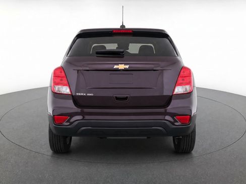 Used 2020 Chevrolet Trax LS w/ Tint and Cruise Package AWD/4WD image 8