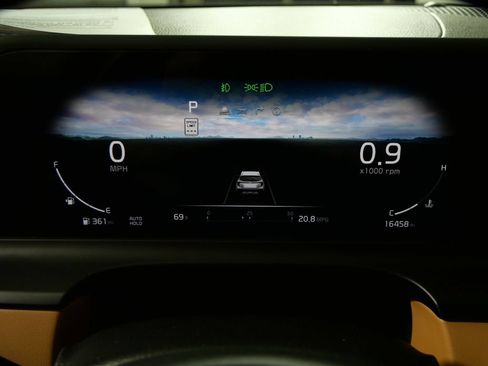 Used 2024 Kia Seltos SX AWD/4WD image 35