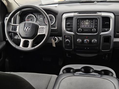 Used 2024 RAM 1500 Classic SLT image 29