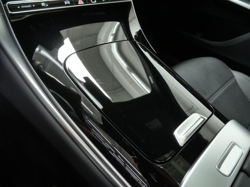 Certified 2026 Mercedes-Benz GLC 300 4MATIC image 21